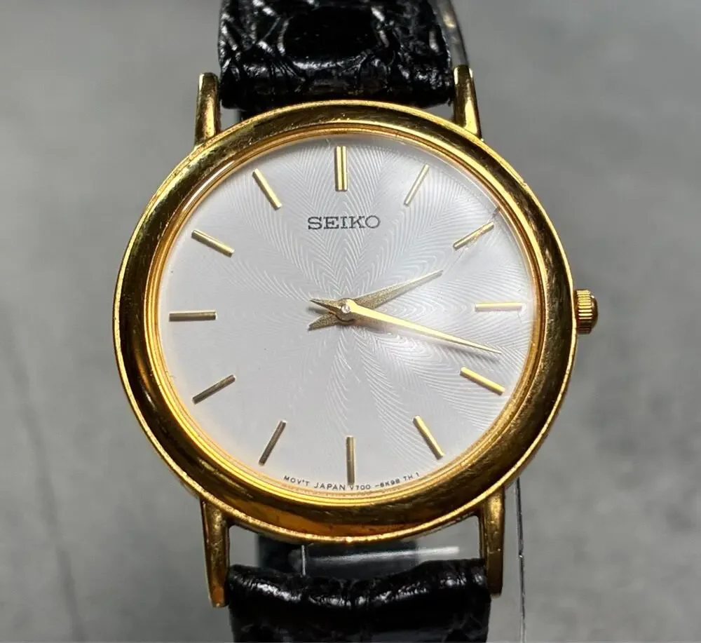 Seiko Men's Slim Vintage Watch V700-6K30 Sunburst White Dial 30mm Working Rare